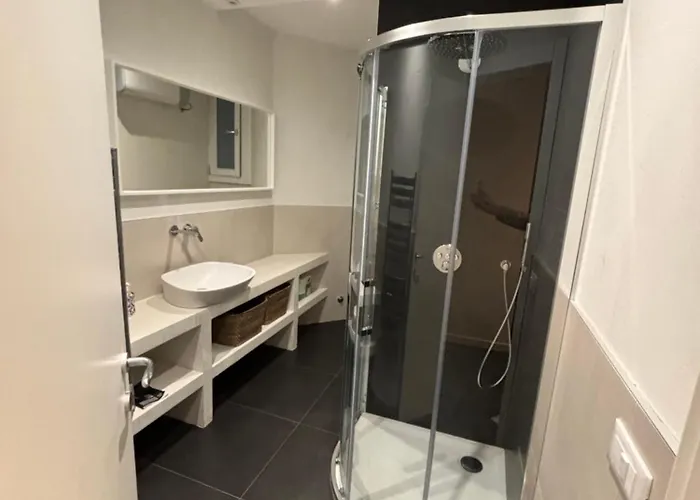 Fabfour Apt - Piazza Fontana Apartman *