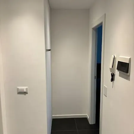 Fabfour - - Piazza Fontana Apartment *