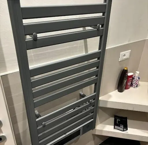 Fabfour Apt - Piazza Fontana Апартаменты *