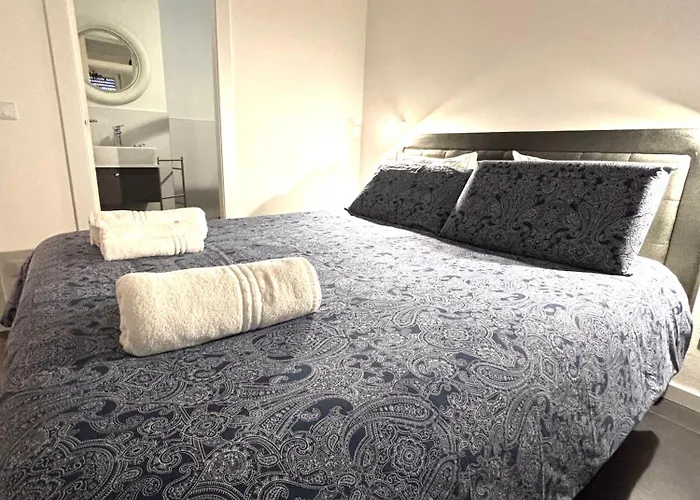 Fabfour Apt - Piazza Fontana Апартаменты Линьяно-Саббьядоро